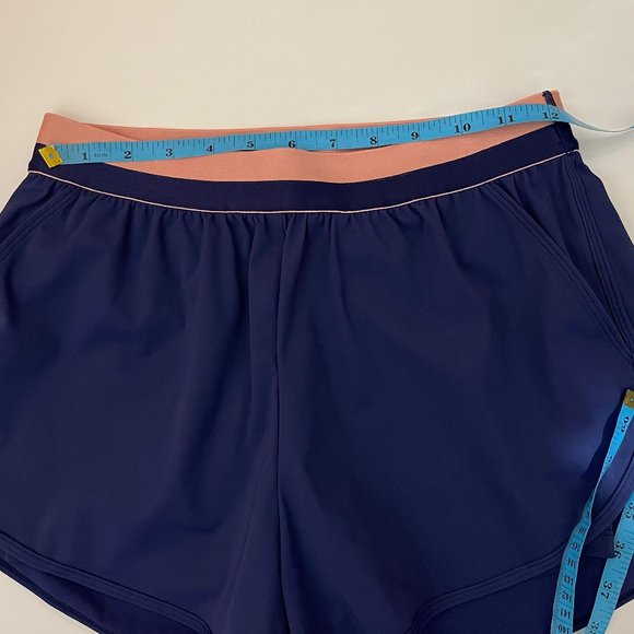 Iris & Ink Small Navy Layered Scuba Shorts Excellent Used Condition - Picture 7 of 9